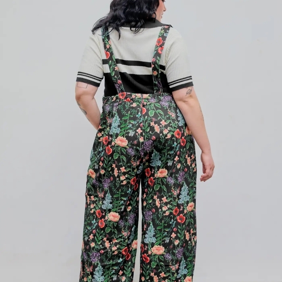 Cider Floral Retro CorduroyJumpsuit in Minty Green Plus 12/14 - Picture 7 of 7